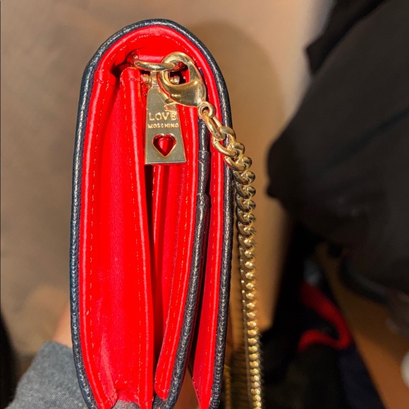 Love Moschino Black and Gold Crossbody Bag - Picture 9 of 10